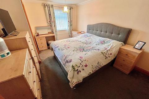 4 bedroom house for sale, Biscay Gardens, Caister-On-Sea