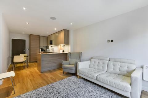 2 bedroom flat to rent, Empire House, Colindale, London, NW9