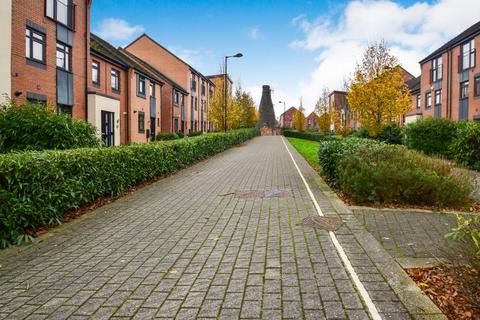 2 bedroom terraced house for sale, Kiln View, Hanley ST1