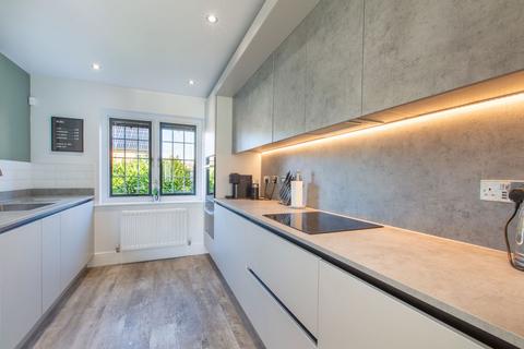 1 Park Hill View, Wakefield, WF1 5FT