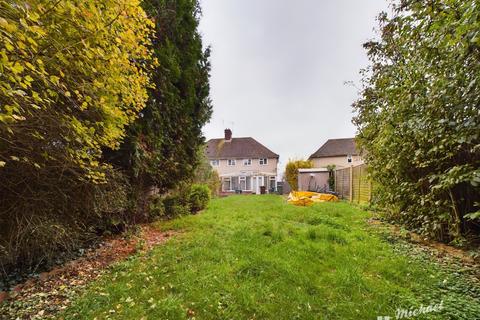 3 bedroom semi-detached house for sale, Lee Road, Aylesbury, Buckinghamshire