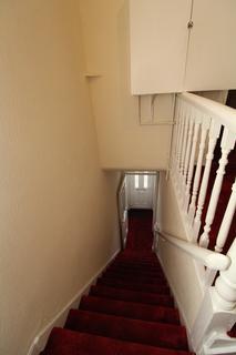 2 bedroom flat to rent, Westbourne Avenue, Gateshead NE8