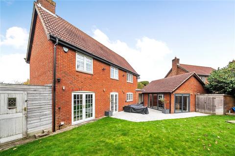 4 bedroom detached house for sale, Roedean Close, Orpington