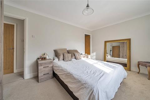 23 Roedean Close, Orpington, BR6 9WB