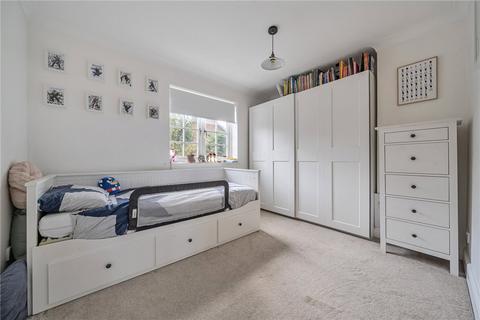 23 Roedean Close, Orpington, BR6 9WB