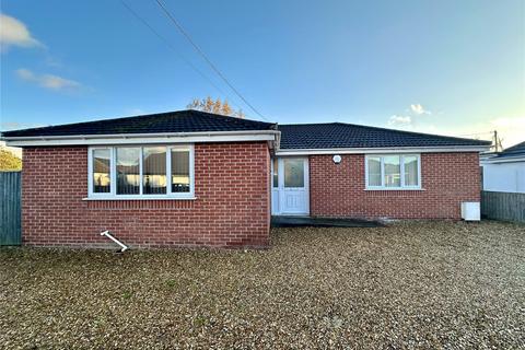 2 bedroom bungalow for sale, Cloughs Road, Ringwood, Hampshire, BH24