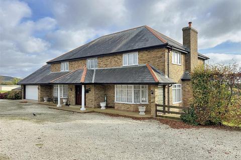 5 bedroom detached house for sale, School Road, Summercourt, Newquay