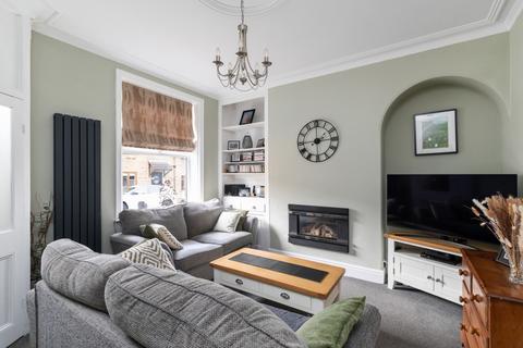 2 bedroom terraced house for sale, Wilmot Road, Ilkley, West Yorkshire, LS29