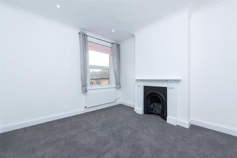 2 bedroom apartment to rent, Goodrich Road, London SE22