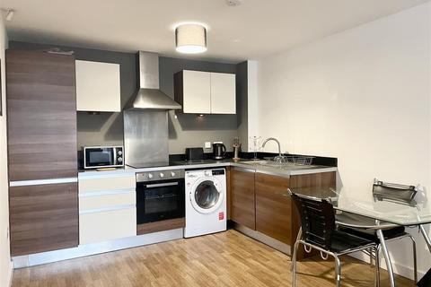 2 bedroom apartment to rent, Bridport Street, Liverpool