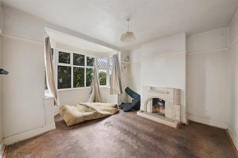 98 Park Road, Hounslow, TW3 2HB