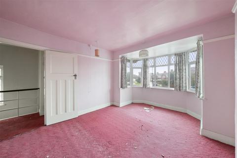 98 Park Road, Hounslow, TW3 2HB