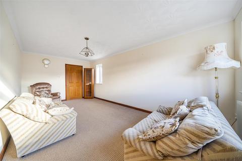 3 bedroom detached bungalow for sale, Pencaerfenni Park, Crofty, Swansea