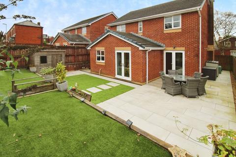 4 bedroom detached house for sale, Brooklyn Avenue, Rochdale, OL16