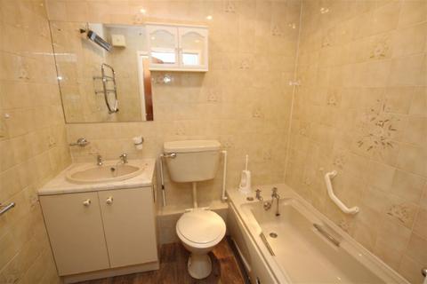 1 bedroom retirement property to rent, 45 Homeminster House, Station Road BA12