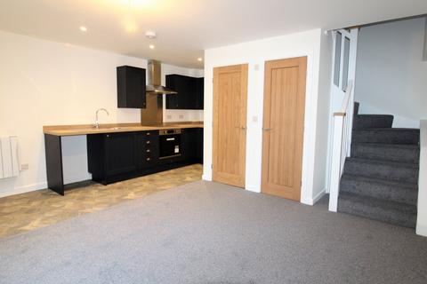 2 bedroom terraced house to rent, Carlton Street, Haworth, Keighley , BD22