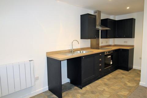 2 bedroom terraced house to rent, Carlton Street, Haworth, Keighley , BD22