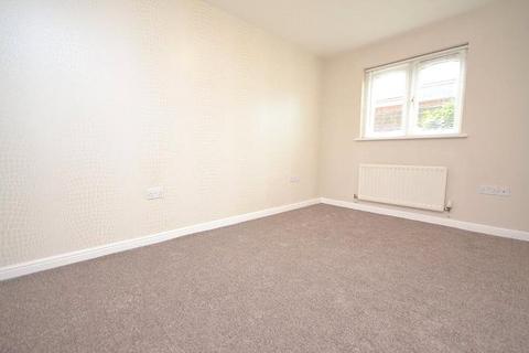 2 bedroom apartment to rent, St Lawrence Road, Upminster, Essex, RM14