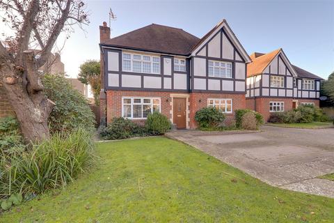 5 bedroom detached house for sale, High Beeches, Worthing BN11