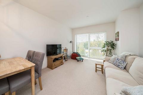 1 bedroom flat for sale, Juniper Drive, London SW18