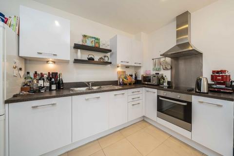 1 bedroom flat for sale, Juniper Drive, London SW18