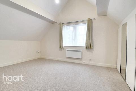 1 bedroom apartment for sale, Downs Road, Luton