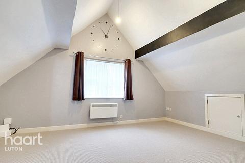 1 bedroom apartment for sale, Downs Road, Luton