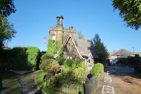 3 bedroom bungalow to rent, Manor Heath, Halifax