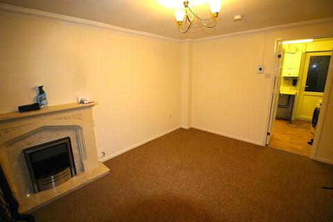 2 bedroom house to rent, Grendon Drive, Rugby