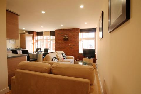 3 bedroom apartment to rent, City Road, Newcastle Upon Tyne