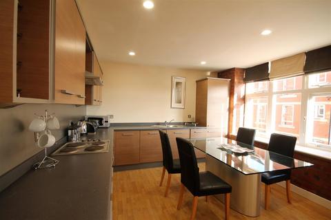 3 bedroom apartment to rent, City Road, Newcastle Upon Tyne