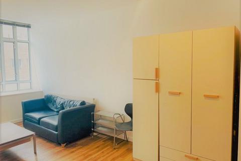 Studio to rent, The Kingsway, Portland House, City Centre, Swansea