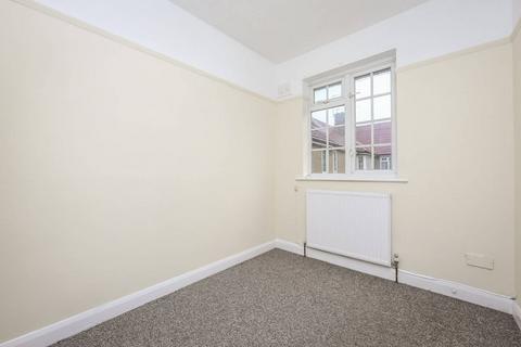 2 bedroom flat to rent, Hither Green Lane, Hither Green, London, SE13