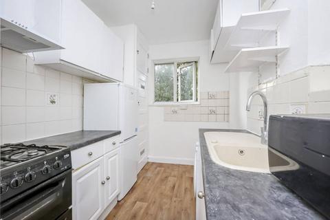 2 bedroom flat to rent, Hither Green Lane, Hither Green, London, SE13