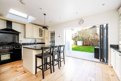 4 bedroom end of terrace house for sale, Westway, Raynes Park, London, SW20