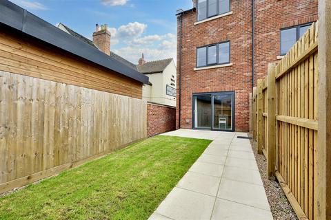 3 bedroom semi-detached house for sale, Tamworth Road, Sawley