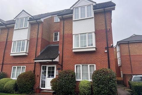 1 bedroom property to rent, Holm Oak Park, Hagden Lane, Watford WD18