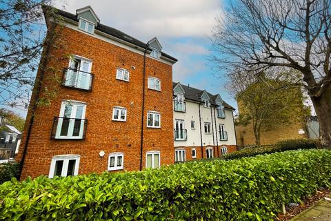 2 bedroom flat for sale, Brooks Court, Ingrebourne Avenue, Romford