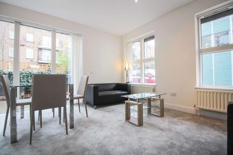 2 bedroom flat to rent, Alberta Street, Kennington, London