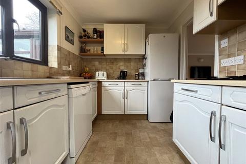 18 Bracken Hill, Chatham, ME5 9QQ