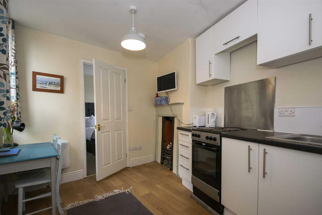 Open Plan Kitchen/Living Area