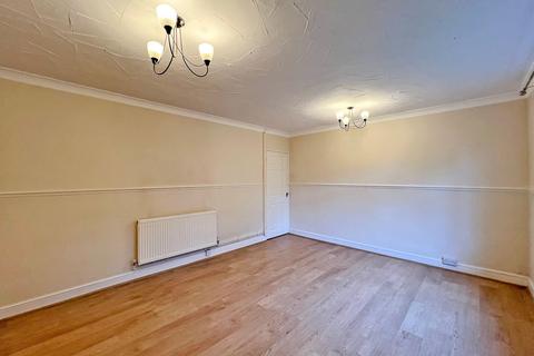 3 bedroom flat for sale, St. Michaels Court, Wolverhampton, WV6