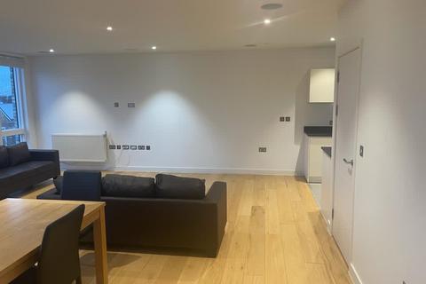 3 bedroom flat to rent, Chichester Road, London NW6