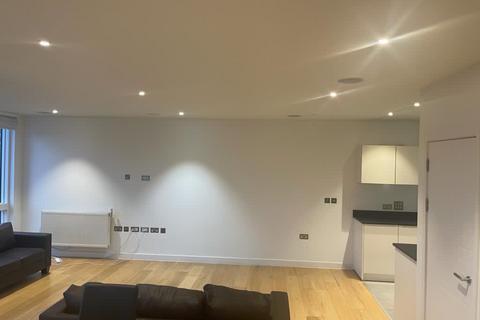 3 bedroom flat to rent, Chichester Road, London NW6