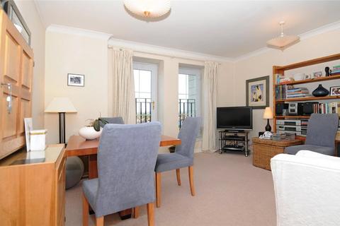 1 bedroom apartment for sale, Kings Lodge, Pembroke Road, Ruislip