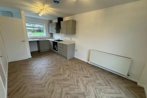 3 bedroom terraced house to rent, Tay Grove  Kings Norton  B38 9JU