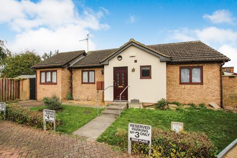 2 bedroom detached bungalow for sale, Bede Place, Peterborough PE1