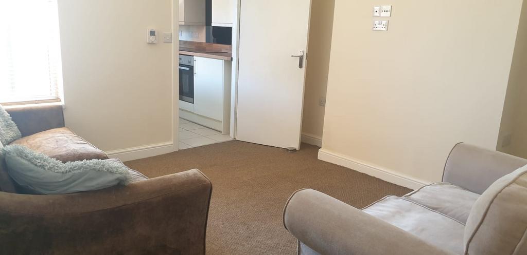 23 Severn Street lounge .jpeg