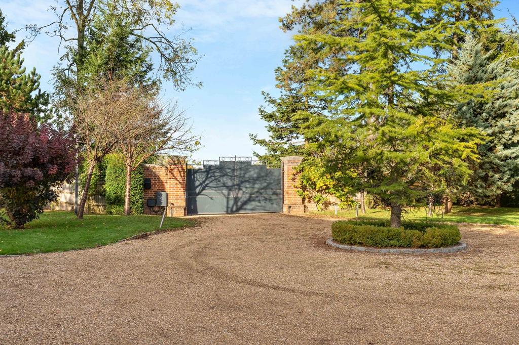 Gated Driveway