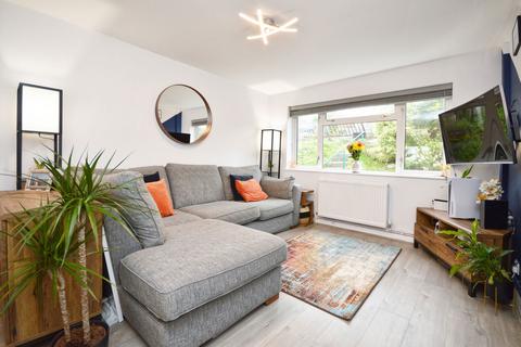 3 bedroom end of terrace house for sale, Severn Road, Bristol BS20